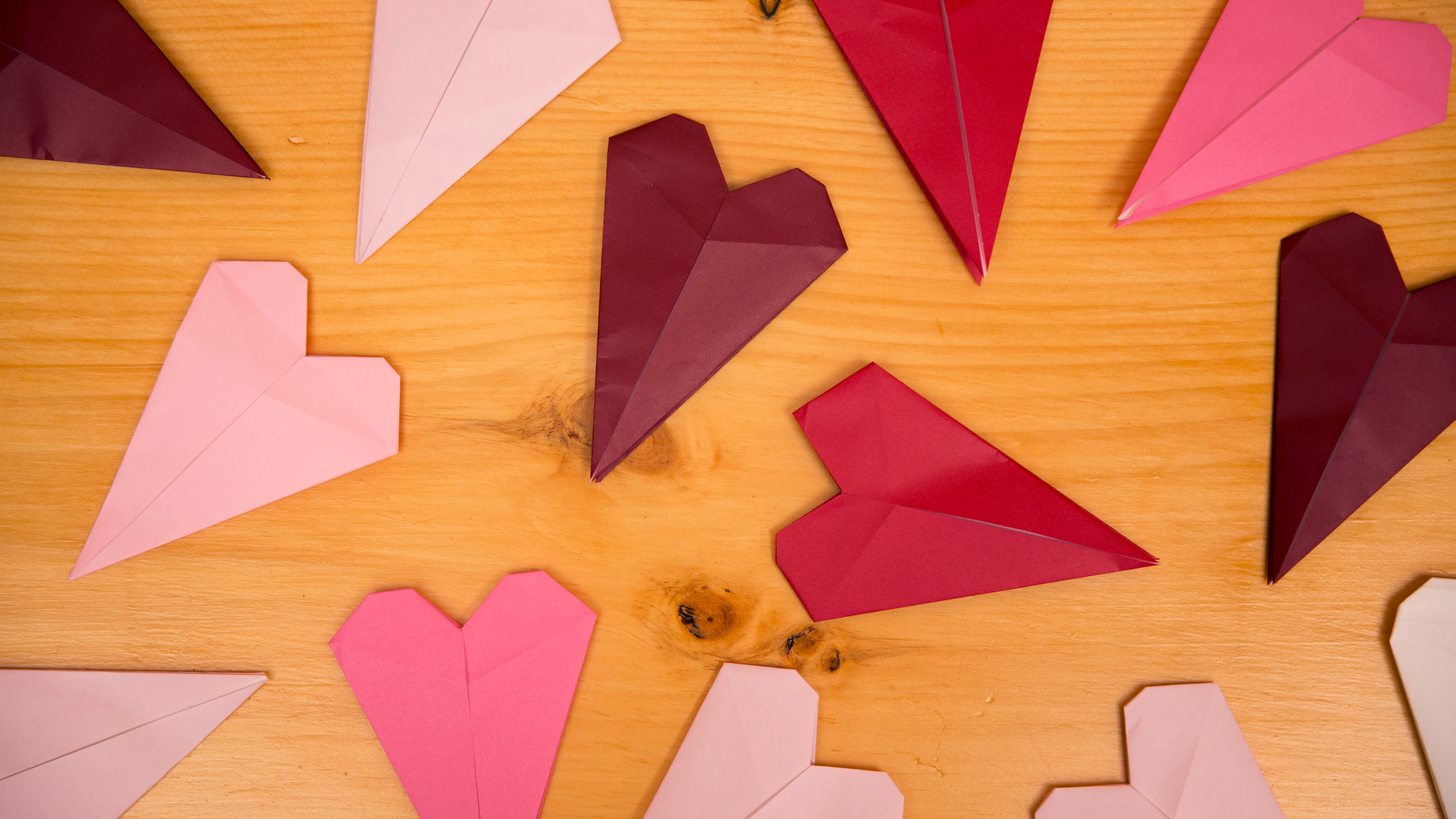 These Handmade Origami Hearts Are The Cutest Keepsake Makeful